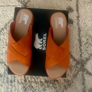 CAMERON FLATFORM MULE SIZE 7